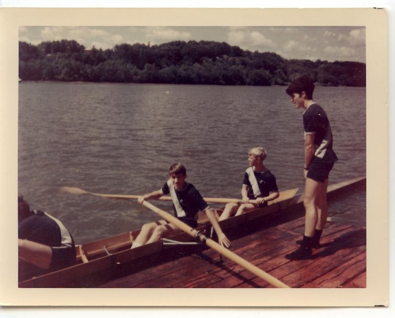 021_rowing_boat_team_Early_1970.jpg